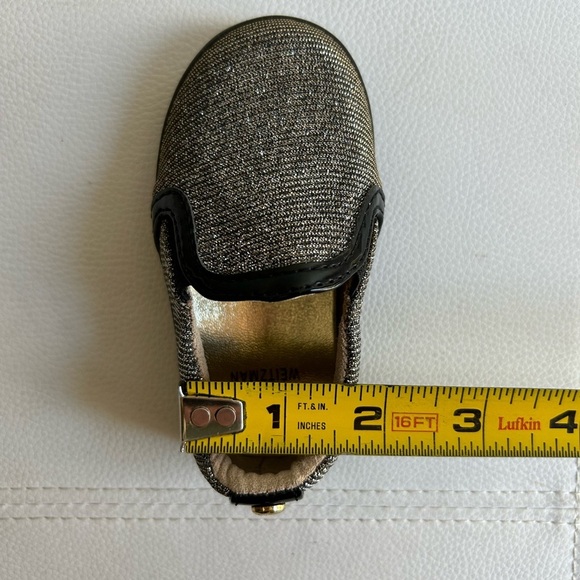 Stuart Weitzman infant loafers size 4 - Picture 8 of 8